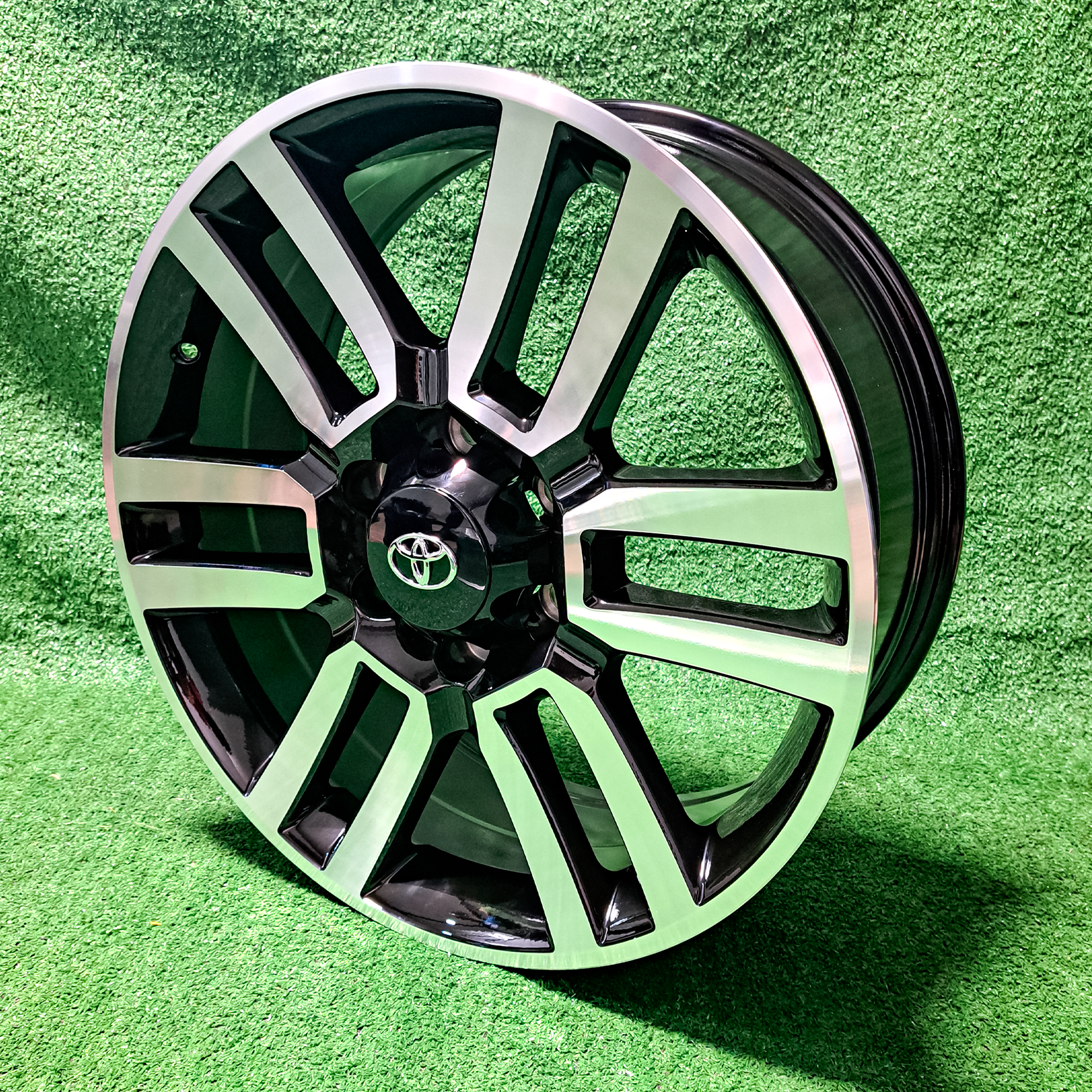 RIN TOYOTA LIMITED 20X8 002